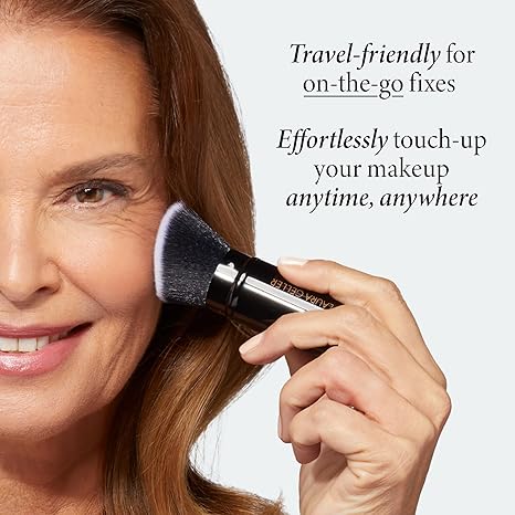 Retractable Black Kabuki Makeup Brush, suitable for liquid, cream and powder facial cosmetics, with an aluminum handle.